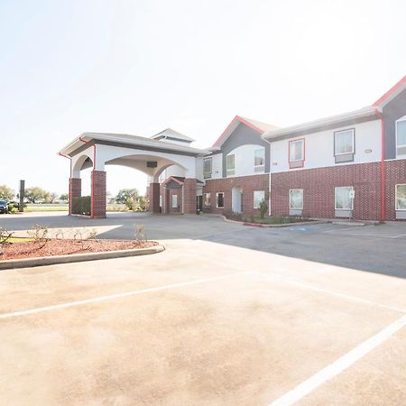Oyo Townhouse Clute Lake Jackson Exterior photo